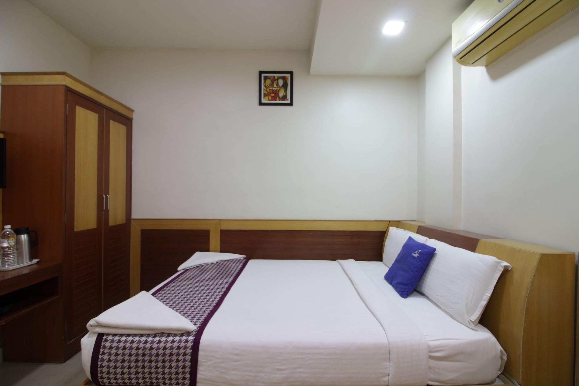 Hotel White Parrot Mysuru Zewnętrze zdjęcie