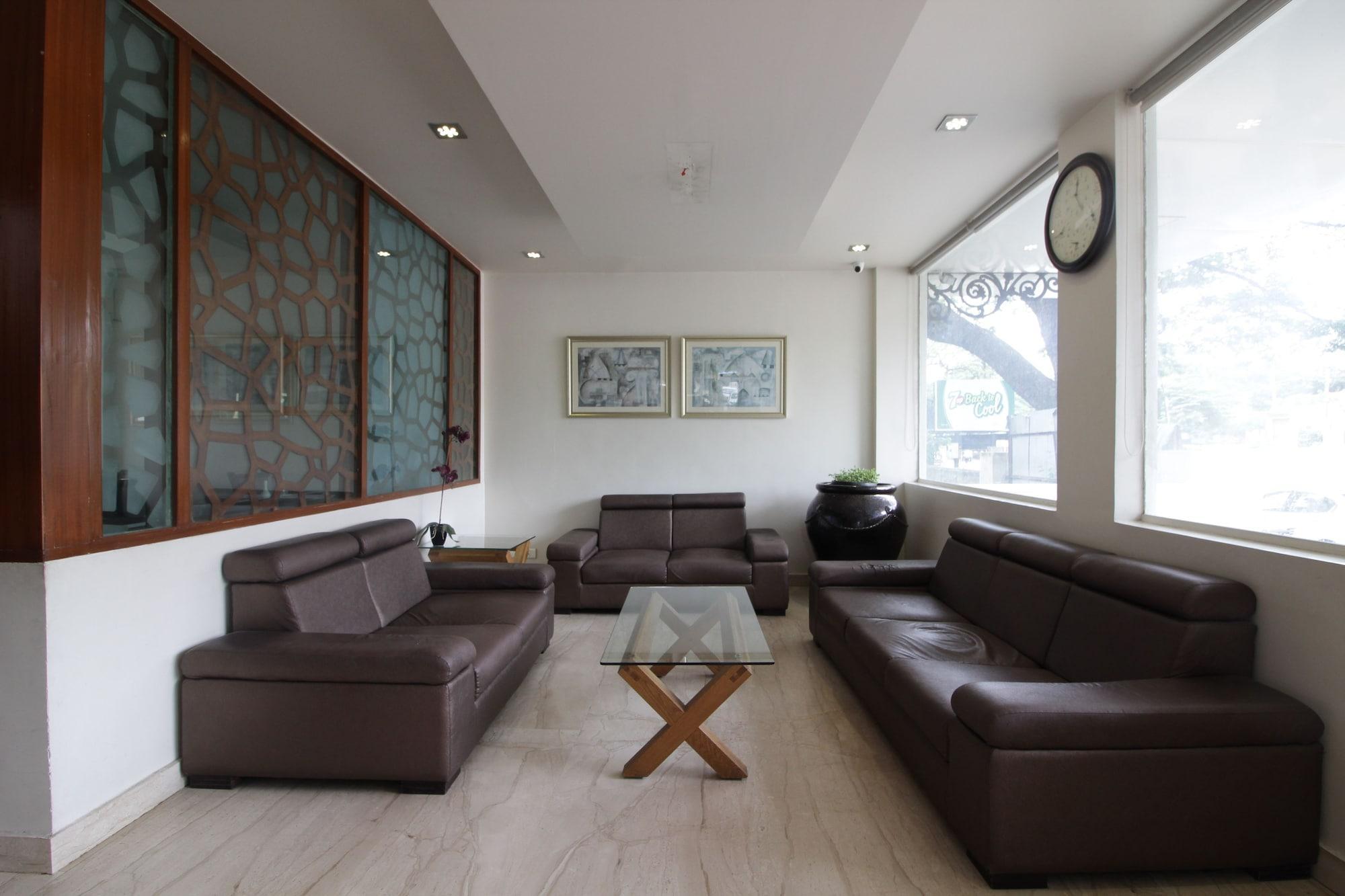 Hotel White Parrot Mysuru Zewnętrze zdjęcie
