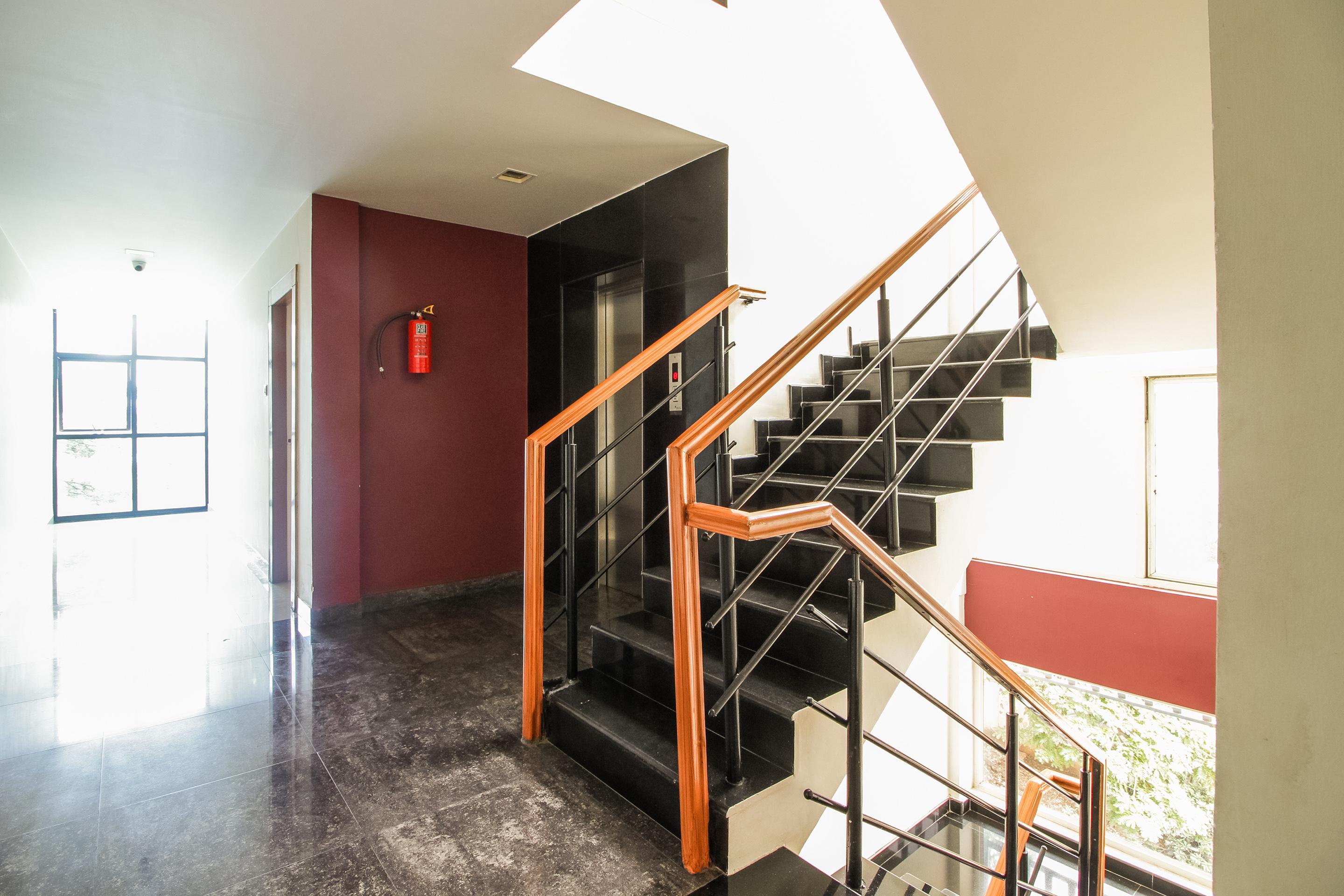 Hotel White Parrot Mysuru Zewnętrze zdjęcie