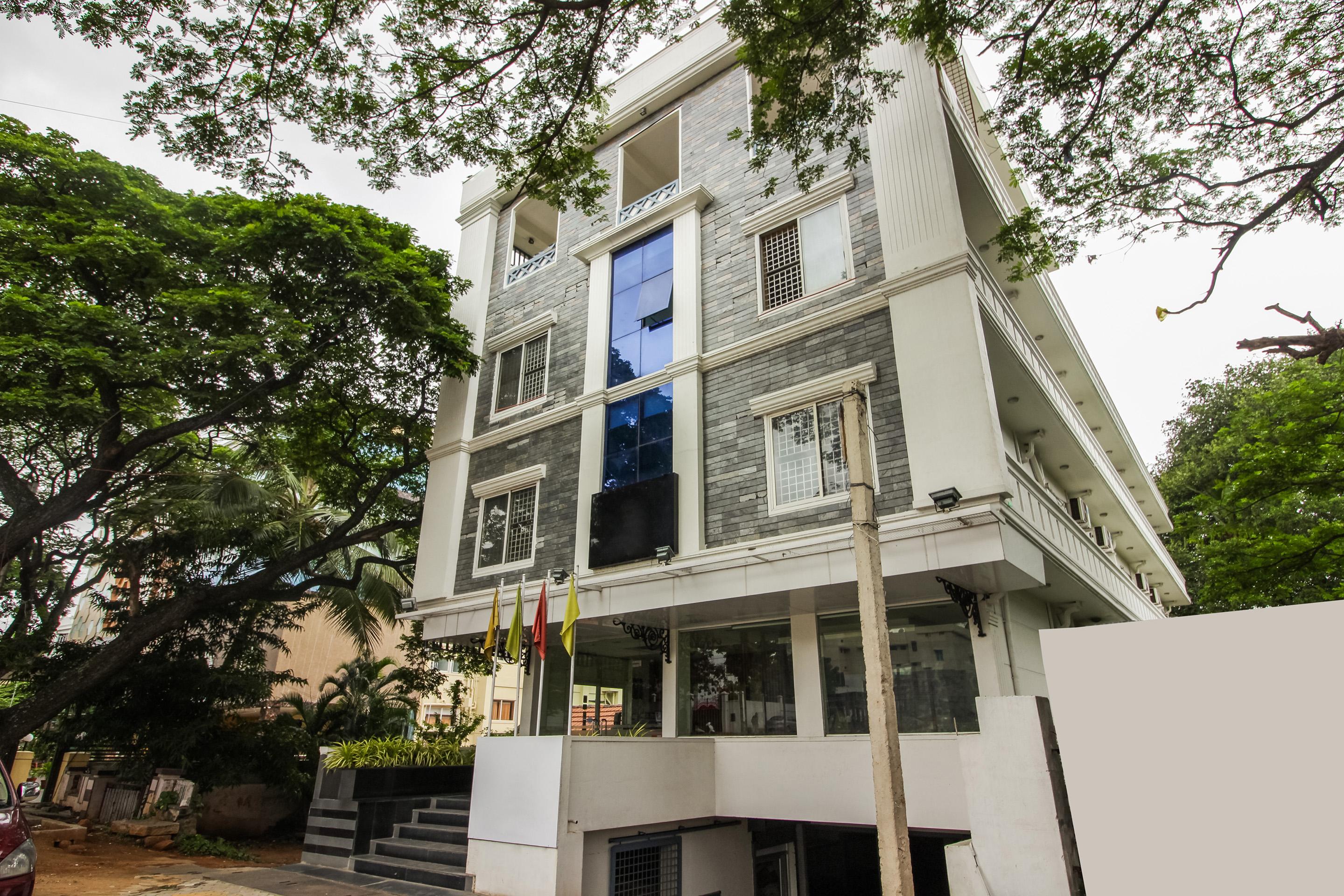 Hotel White Parrot Mysuru Zewnętrze zdjęcie