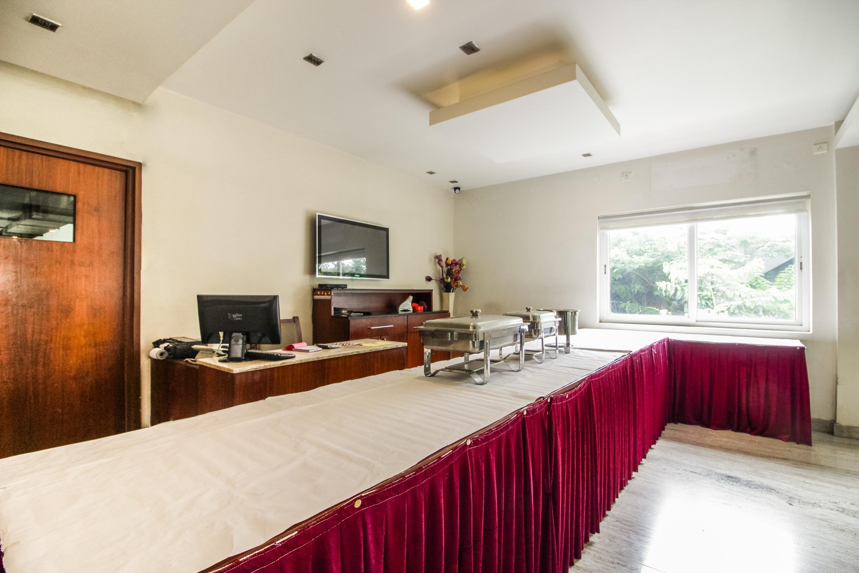 Hotel White Parrot Mysuru Zewnętrze zdjęcie